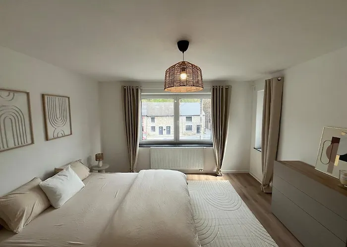 Vakantiehuis Durbuy, L Olivier, Maison Charmante 4 Facades En Pierre Du Pays *